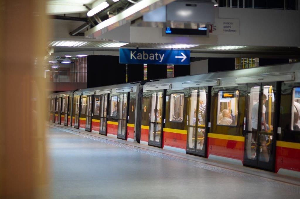 metro na stacji Centrum